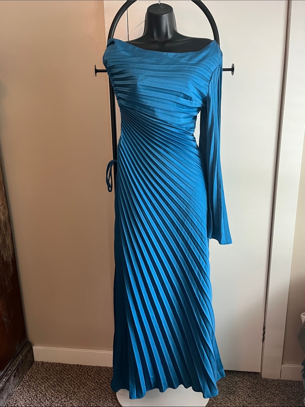 NWT Gingham & Heels maxi dress